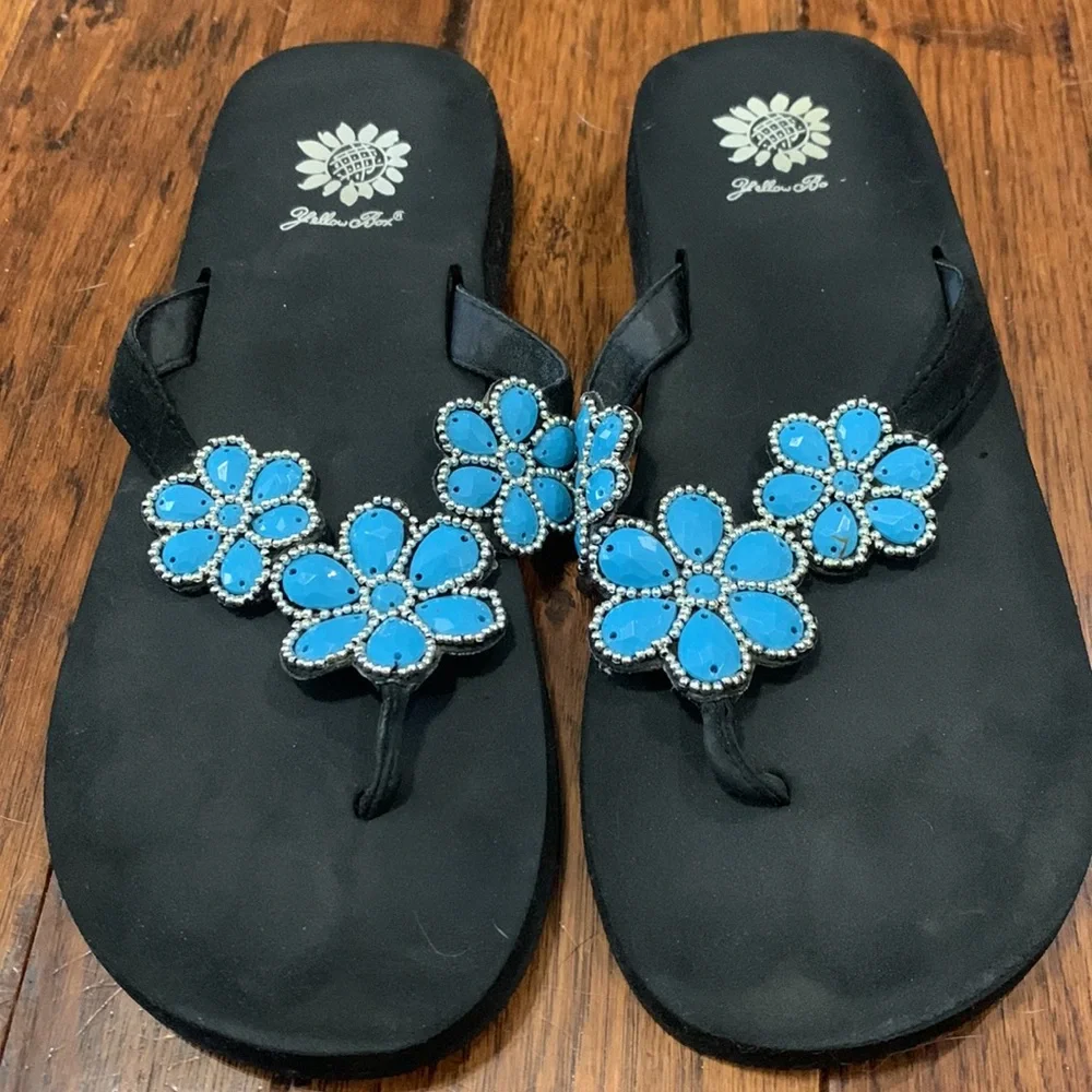 Yellow Box Rhinestone Flip Flops - Picture 2 of 4